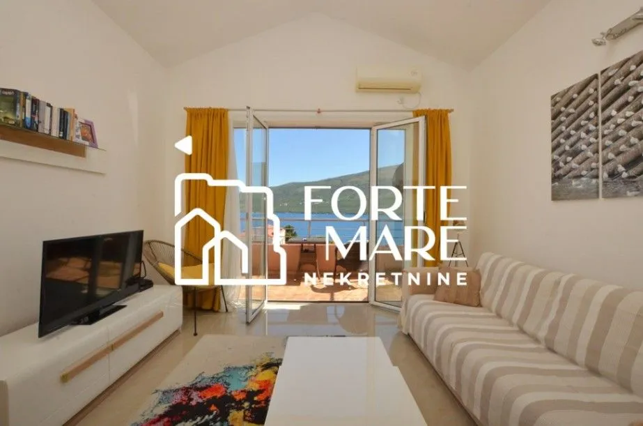Prodaja, jednosoban stan, 54m², Đenovići, Herceg Novi