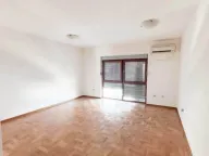 Prodaja, garsonjera, 30m², City Kvart, Podgorica - image 1