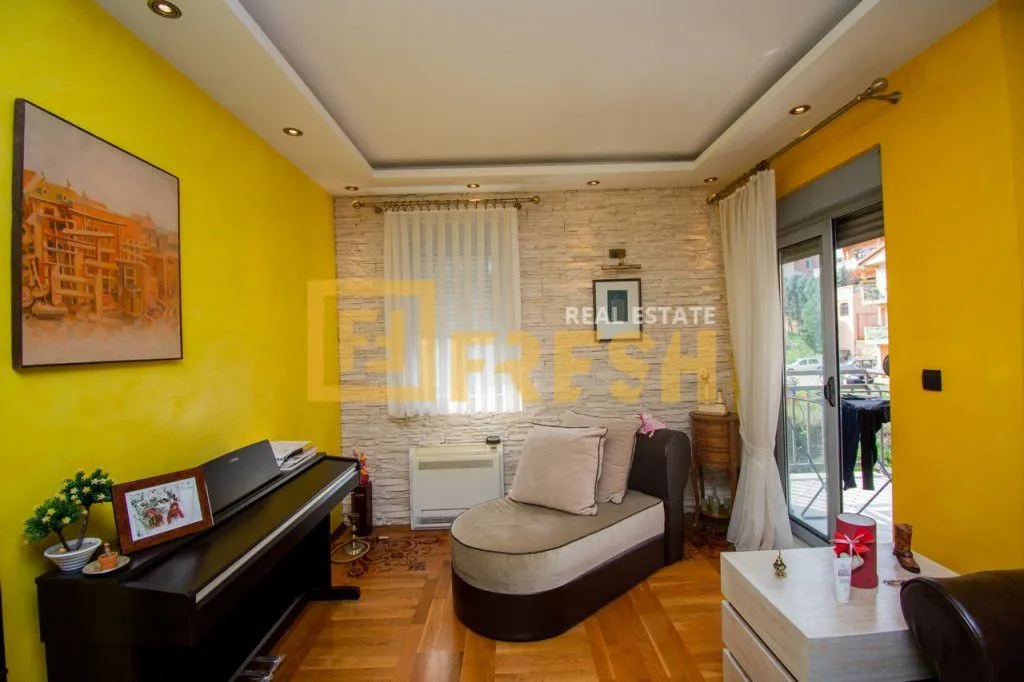 Prodaja, četvorosoban stan, 139m², Momišići, Podgorica