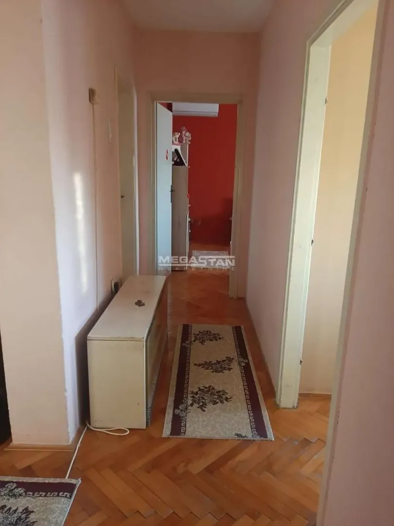 Prodaja, dvosoban stan, 58m², Padinska Skela, Palilula Sve Podlokacije