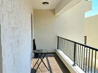 Izdavanje, dvosoban stan, 72m², Centar, Tivat - image 13