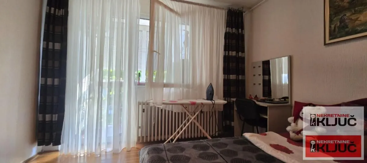 Prodaja, dvosoban stan, 58m², Novo naselje, Novi Sad