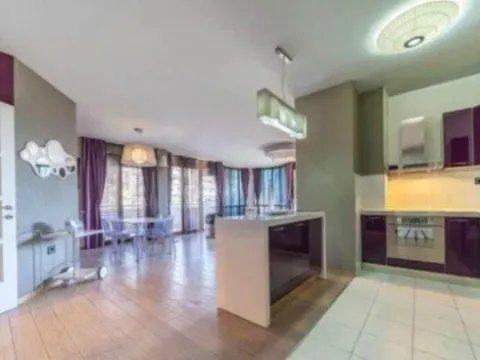 Prodaja, trosoban stan, 140m², Preko Morače, Podgorica - image 5