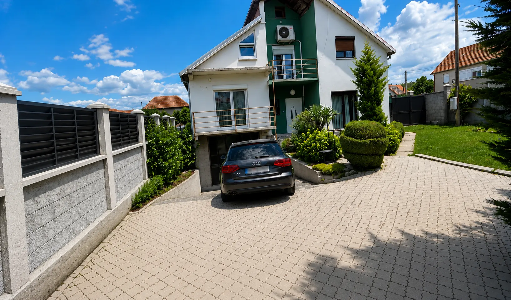 Sale, house, 200m², Nikšić, Crna Gora