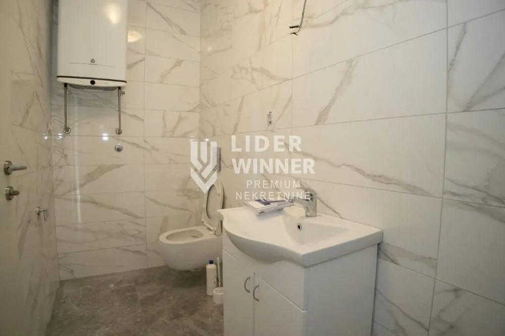Sale, three bedroom apartment, 70m², Resnik, Beograd