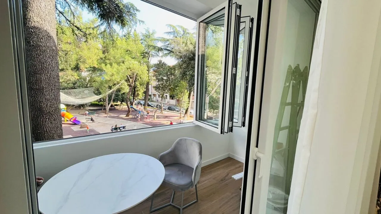 Rent, two bedroom apartment, 72m², Tivat, Crna Gora