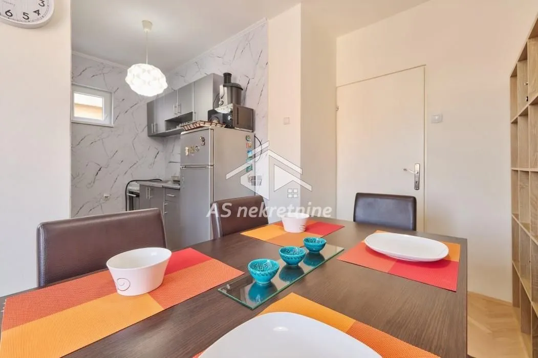 Rent, two bedroom apartment, 55m², Palata Pravde, Beograd