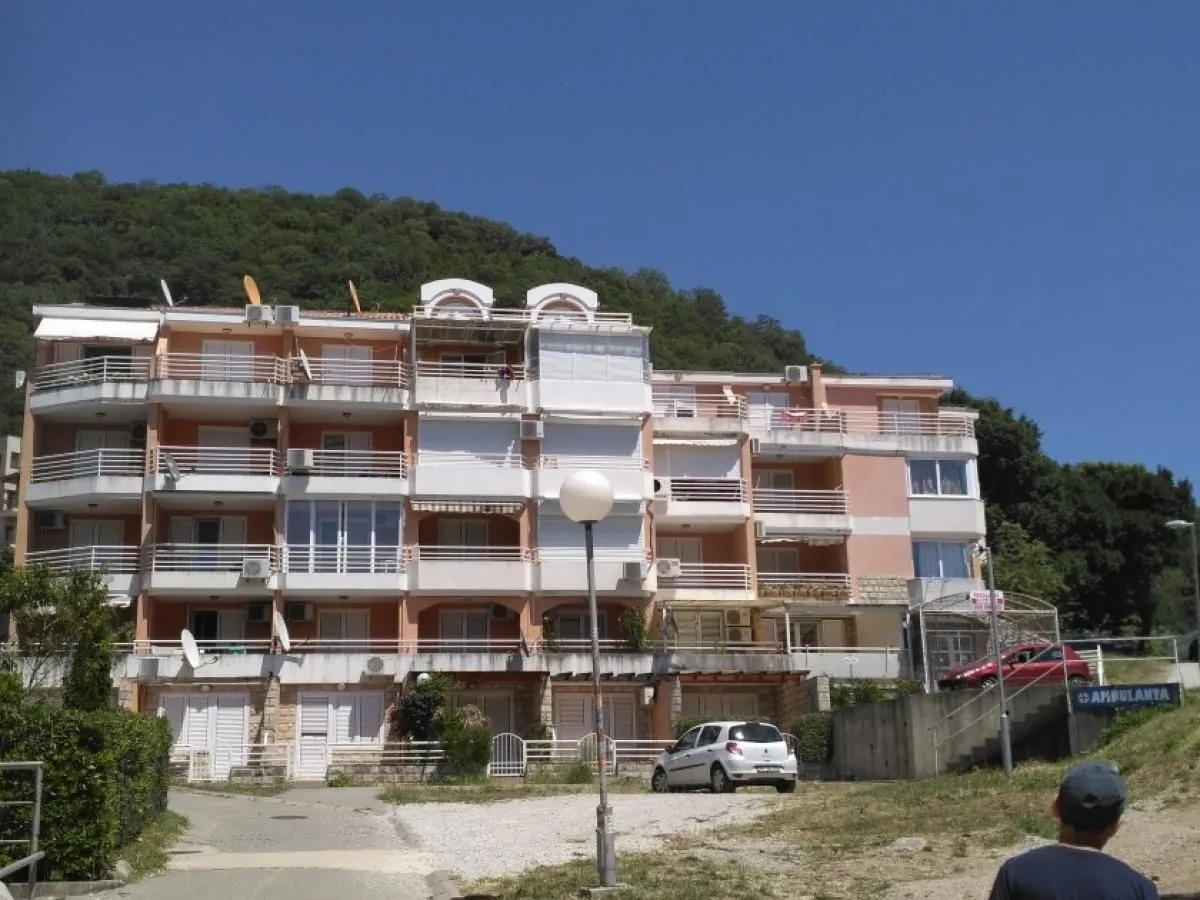 Sale, one bedroom apartment, 30m², Petrovac, Budva