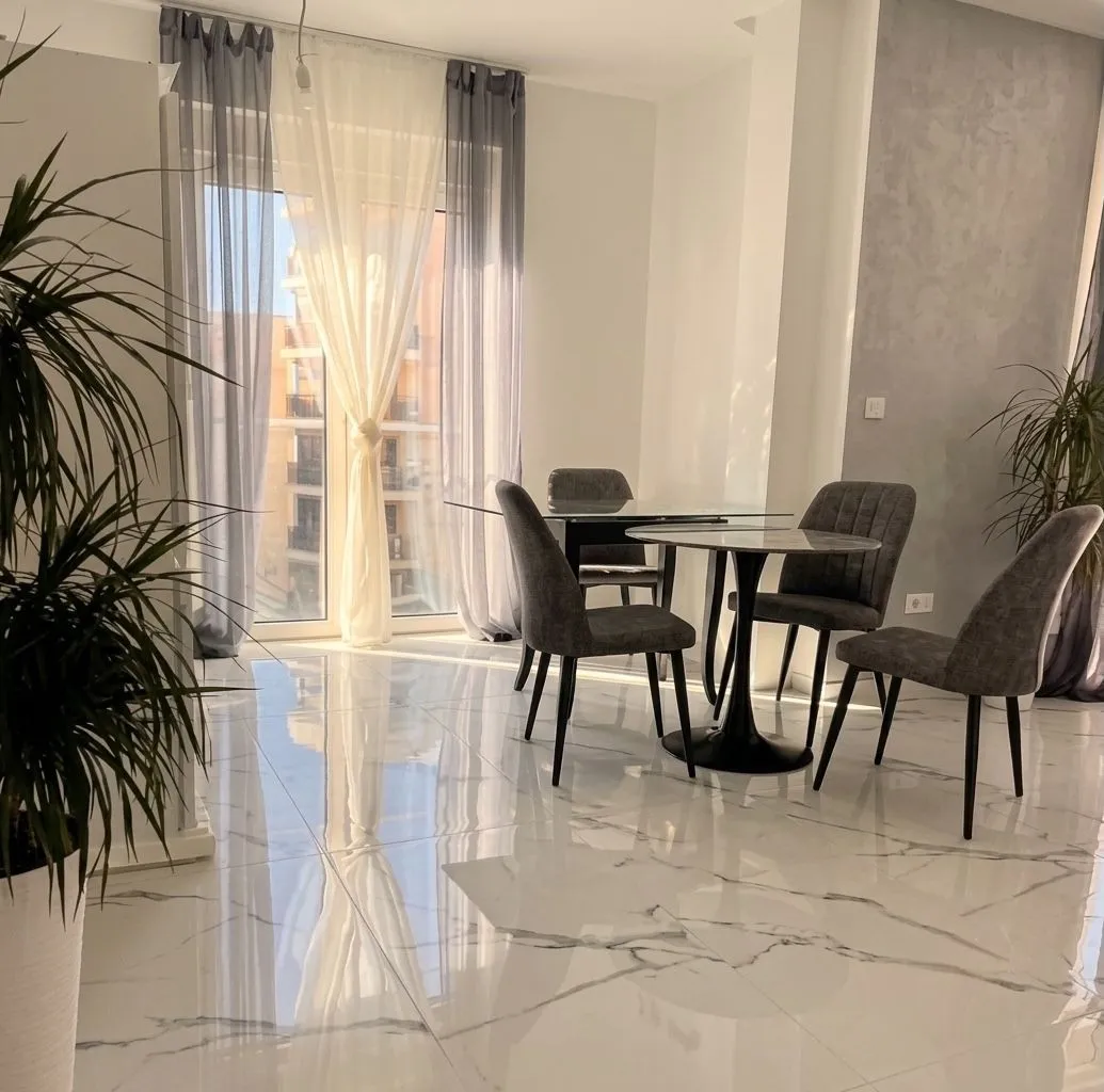 Sale, two bedroom apartment, 74m², Bečići, Budva