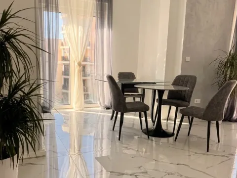 Prodaja, dvosoban stan, 74m², Bečići, Budva - image 2