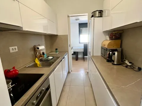 Rent, three bedroom apartment, 78m², Nova Dalmatinska, Podgorica - image 5