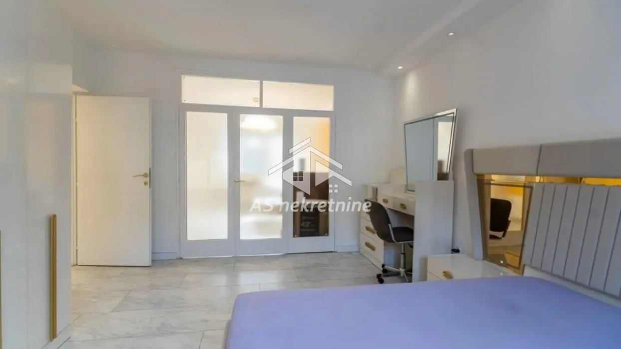 Rent, two bedroom apartment, 80m², Banovo Brdo, Beograd