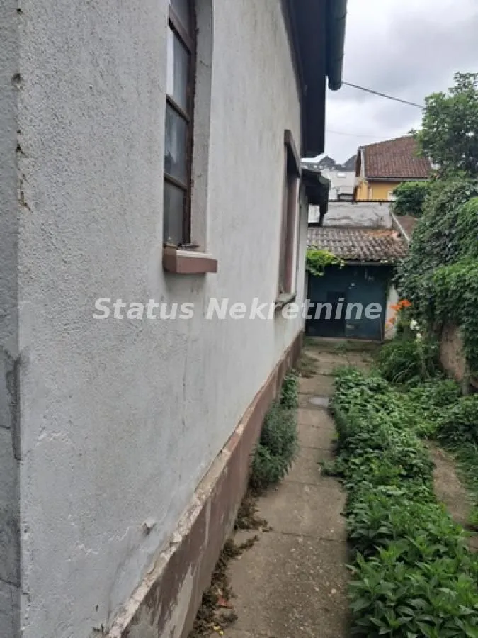 Prodaja, kuća, 114m², Bulevar Oslobodjenja, Novi Sad Sve Podlokacije