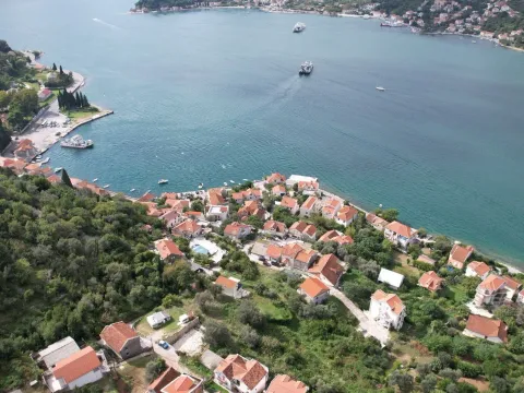 Sale, land lot, 2145m², Lepetani, Tivat - image 3