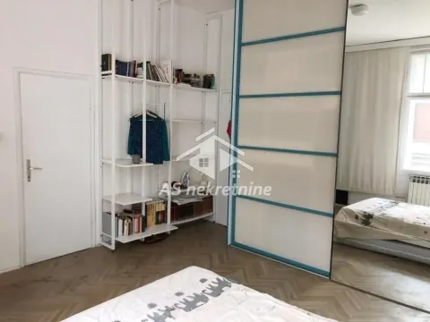 Izdavanje, trosoban stan, 95m², Stari Grad, Beograd - image 6