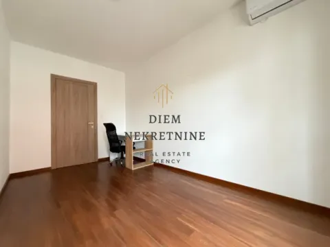 Izdavanje, dvosoban stan, 70m², Master Kvart, Podgorica - image 12