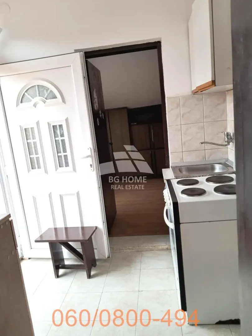 Izdavanje, dvosoban stan, 45m², Uciteljsko Naselje, Zvezdara Sve Podlokacije