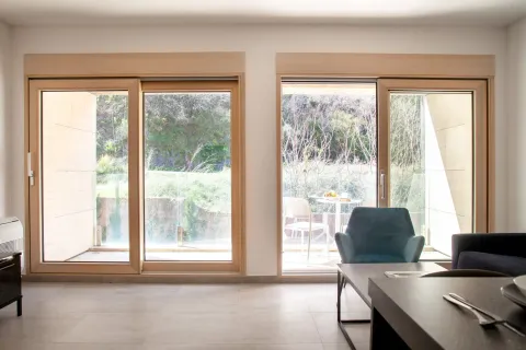 Prodaja, jednosoban stan, 64m², Kotor, Crna Gora - image 2
