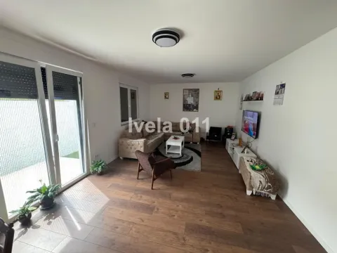 Sale, house, 120m², Voždovac Sve Podlokacije, Beograd - image 5