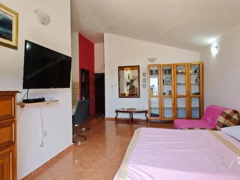 Sale, one bedroom apartment, 44m², Rafailovići, Budva - image 5