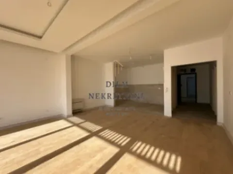 Prodaja, trosoban stan, 139m², Donja Gorica, Podgorica - image 3