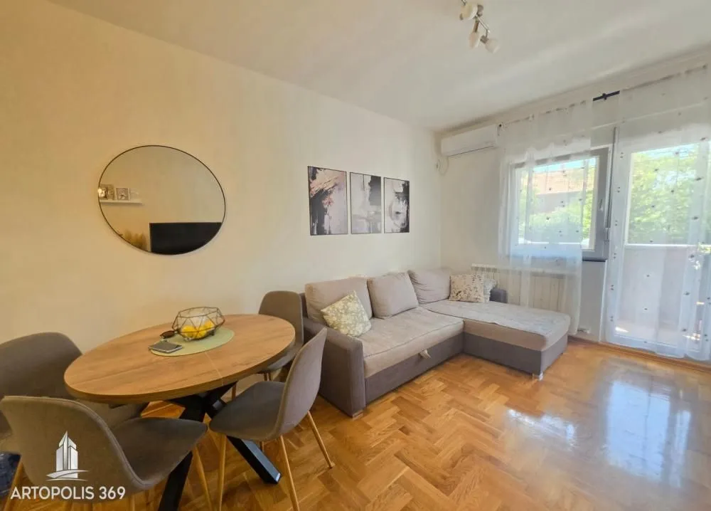 Prodaja, dvosoban stan, 44m², Ledine, Beograd