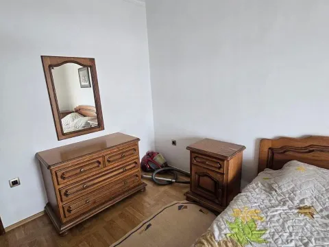 Rent, two bedroom apartment, 80m², Tripovići, Tivat - image 12