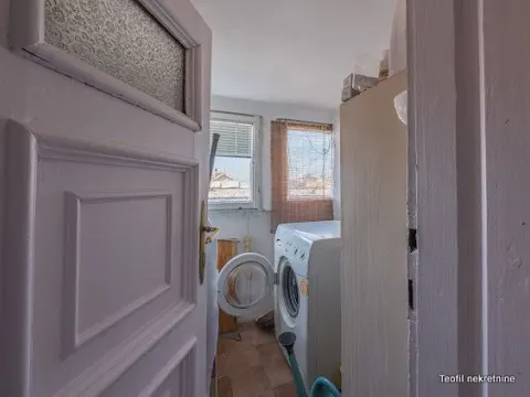 Prodaja, trosoban stan, 100m², Vračar, Šid - image 14