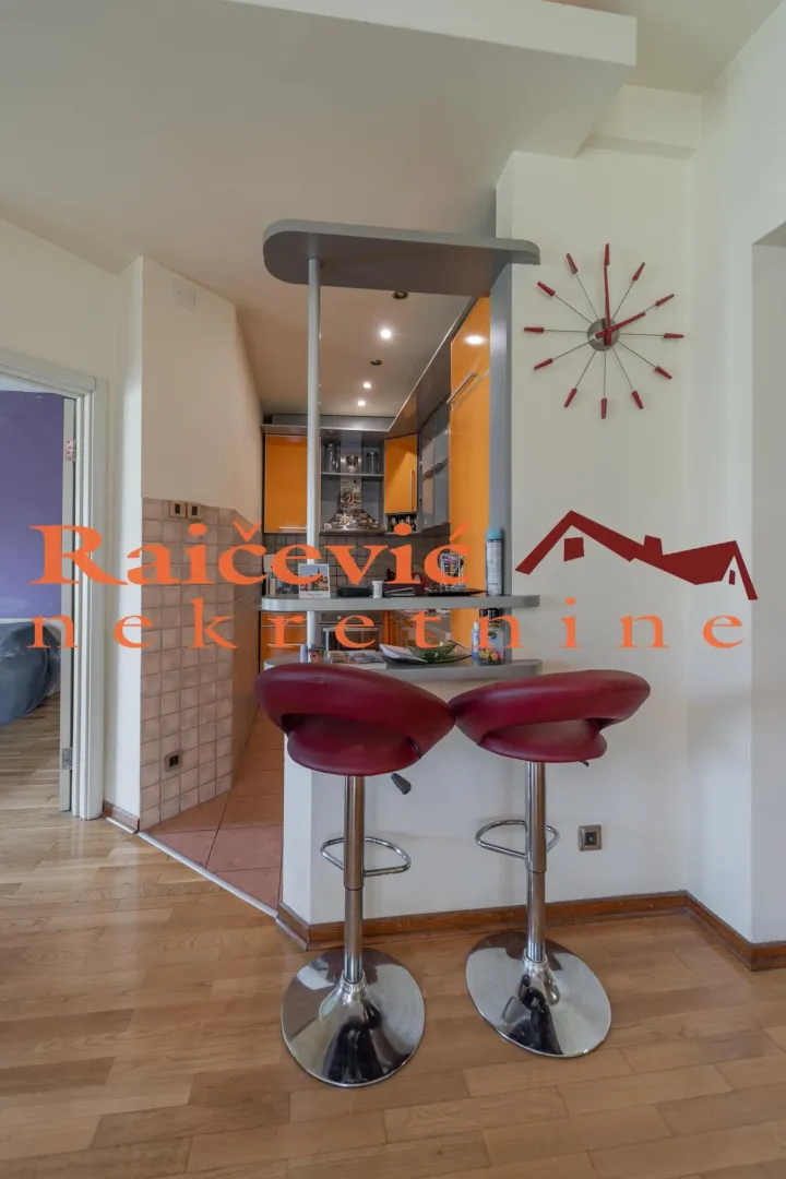 Prodaja, četvorosoban stan, 142m², Savski Venac, Beograd