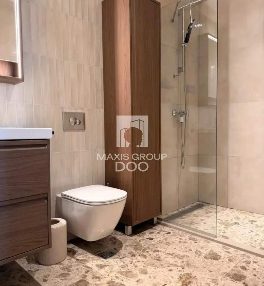 Prodaja, trosoban stan, 80m², Savski Venac, Beograd