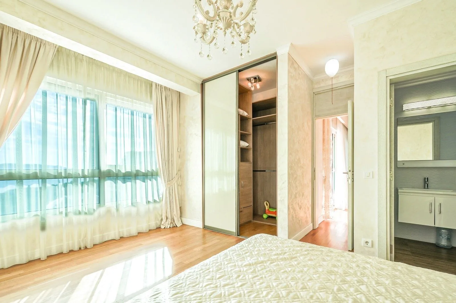 Sale, two bedroom apartment, 115m², Bečići, Budva