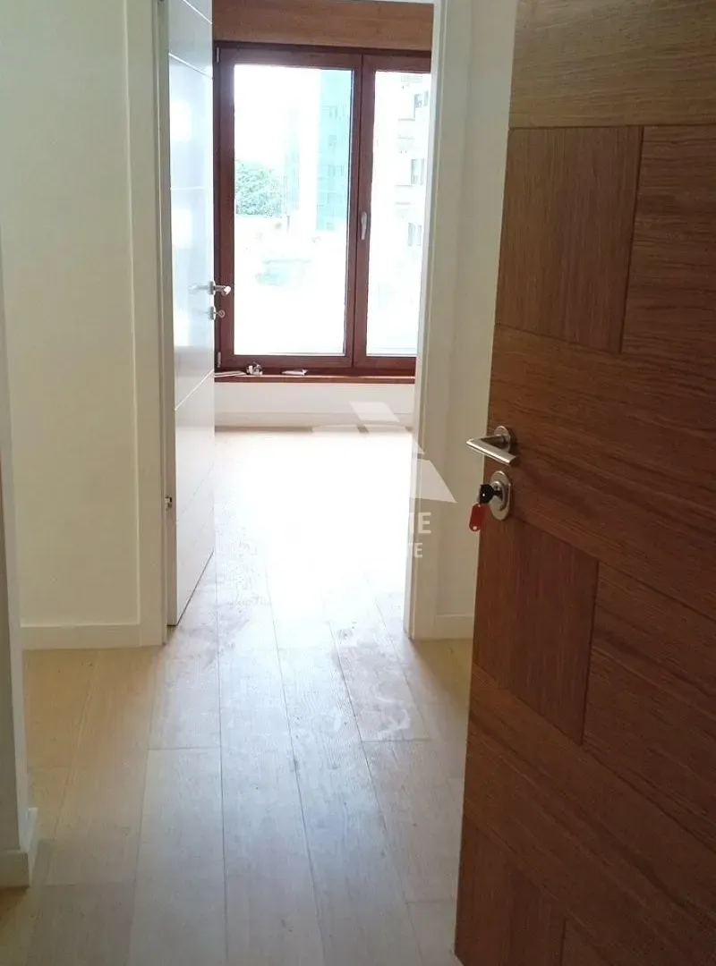 Izdavanje, dvosoban stan, 49m², Novi Beograd Blok 64, Novi Beograd Sve Podlokacije