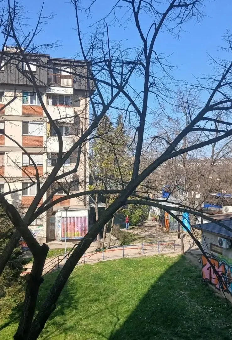 Prodaja, dvosoban stan, 61m², Kanarevo Brdo, Beograd