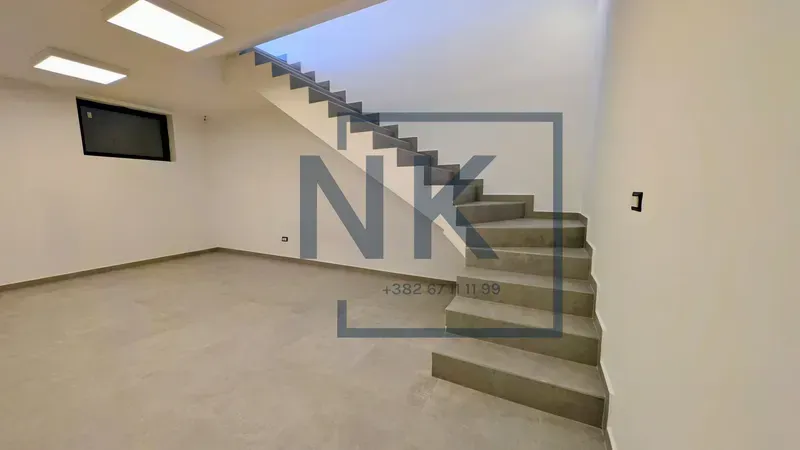 Rent, office space, 95m², City Kvart, Podgorica