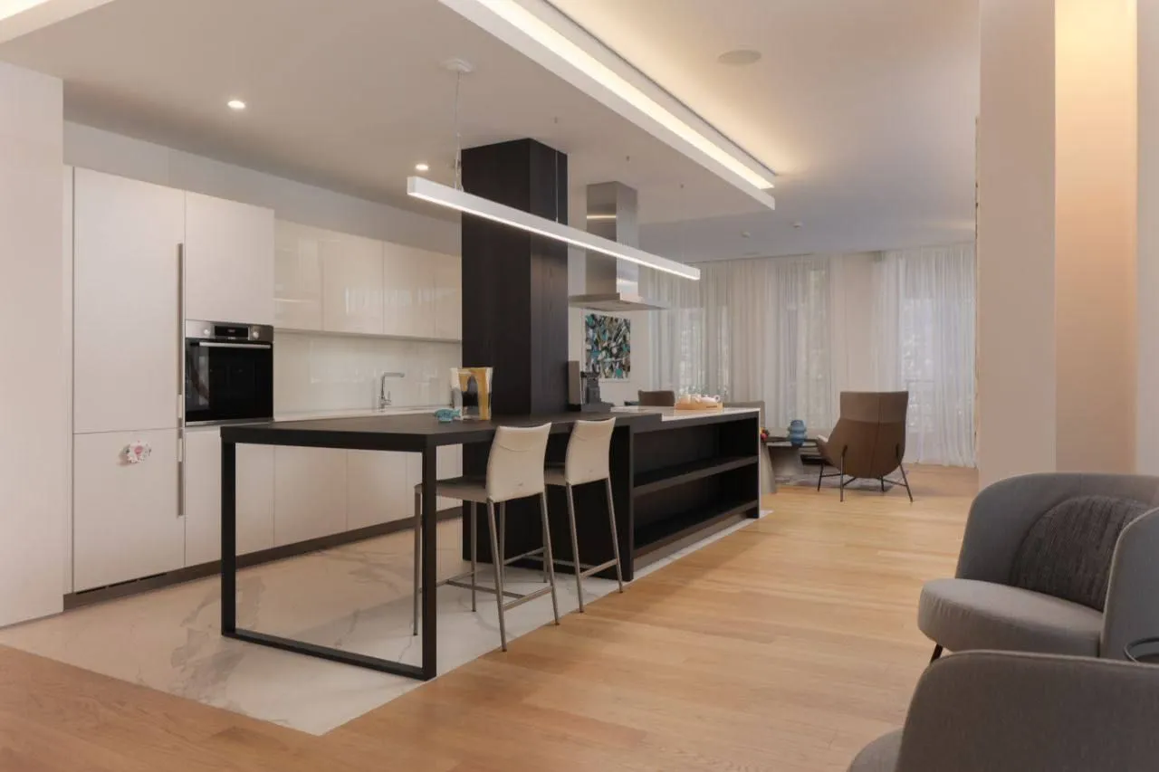 Sale, three bedroom apartment, 282m², Dukley Gardens, Budva