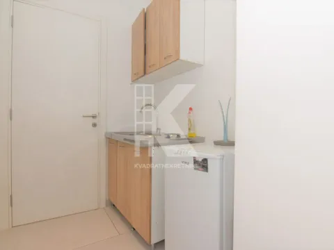 Izdavanje, poslovni prostor, 117m², Momišići, Podgorica - image 9