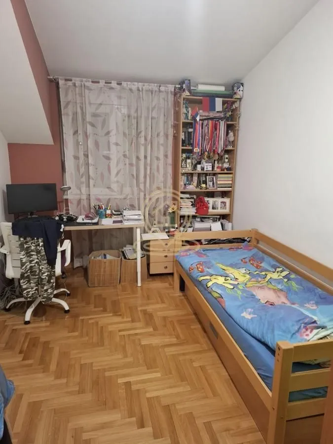Prodaja, četvorosoban stan, 87m², Kotež 1, Pančevo