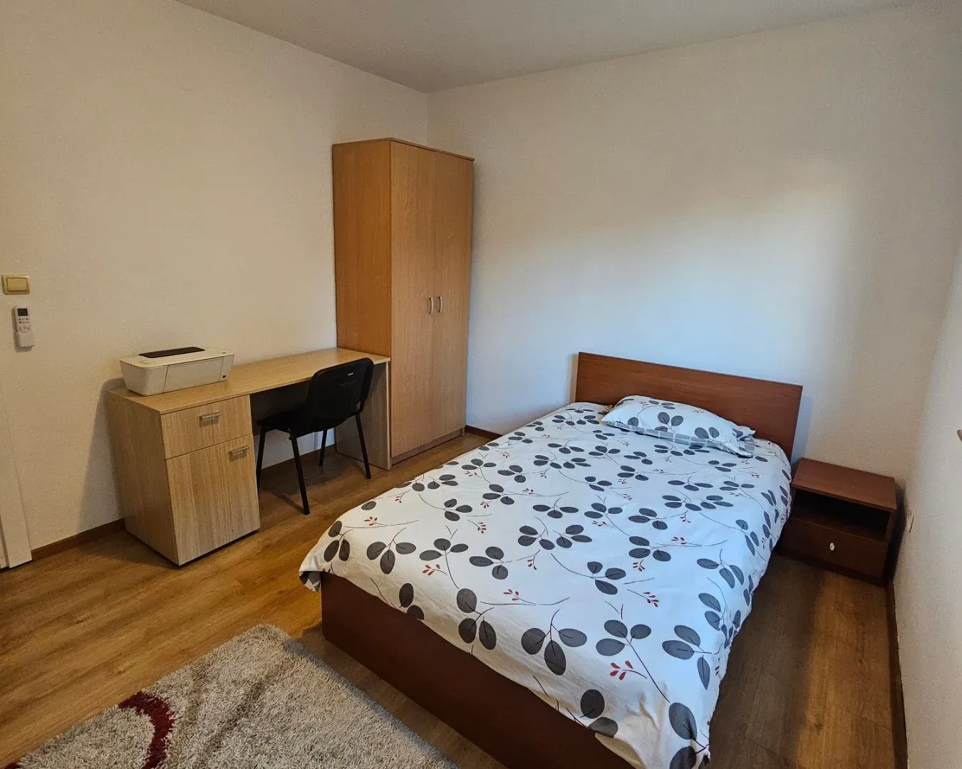 Izdavanje, kuća, 216m², Dalmatinska ulica, Podgorica