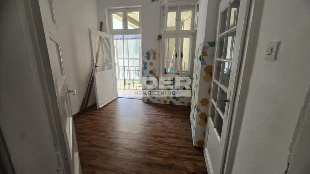 Prodaja, dvosoban stan, 68m², Južni Bulevar, Vračar Sve Podlokacije
