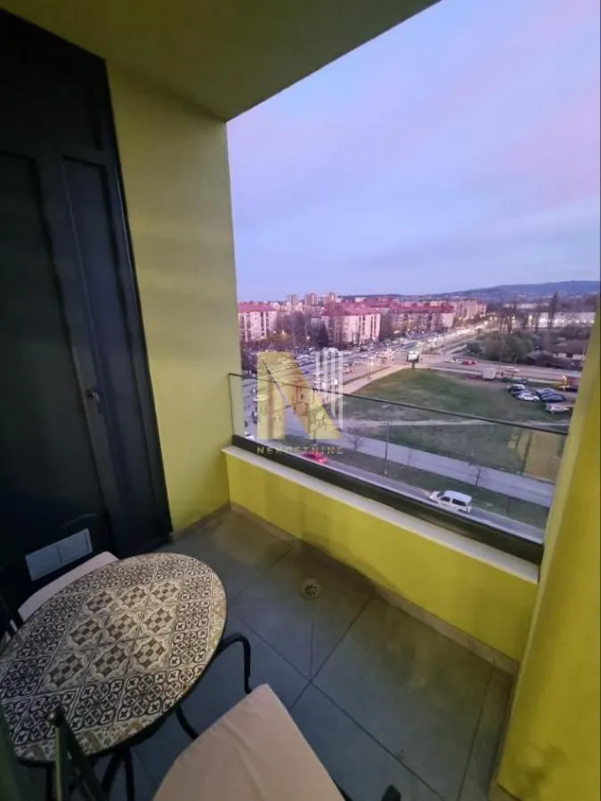 Izdavanje, dvosoban stan, 57m², Adamovićevo Naselje, Novi Sad Sve Podlokacije