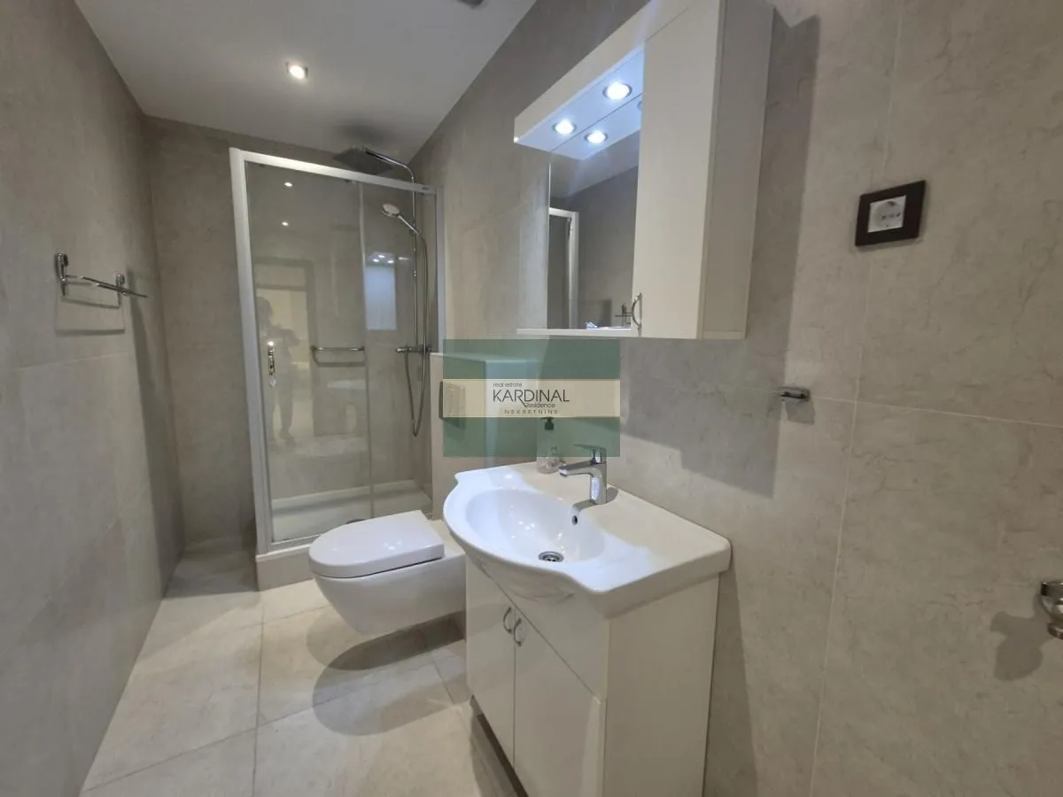Prodaja, trosoban stan, 72m², Aqua park, Jagodina