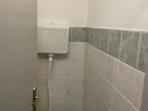 Rent, four bedroom apartment, 81m², Stari Grad, Beograd - image 18