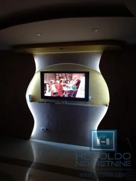 Sale, house, 459m², Batočina, Srbija