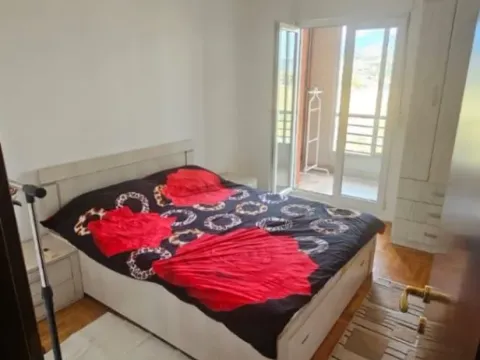 Izdavanje, dvosoban stan, 67m², Stari Aerodrom, Podgorica - image 5