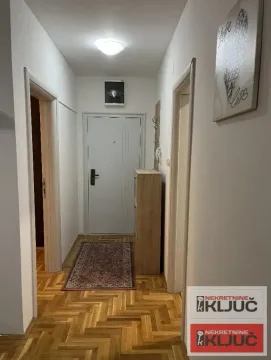 Izdavanje, jednosoban stan, 48m², Novi Sad, Srbija - image 4