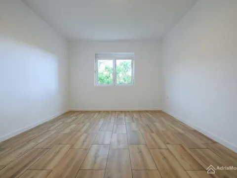 Prodaja, kuća, 118m², Tivat, Crna Gora - image 12