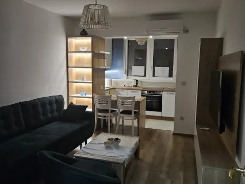 Rent, one bedroom apartment, 40m², Preko Morače, Podgorica