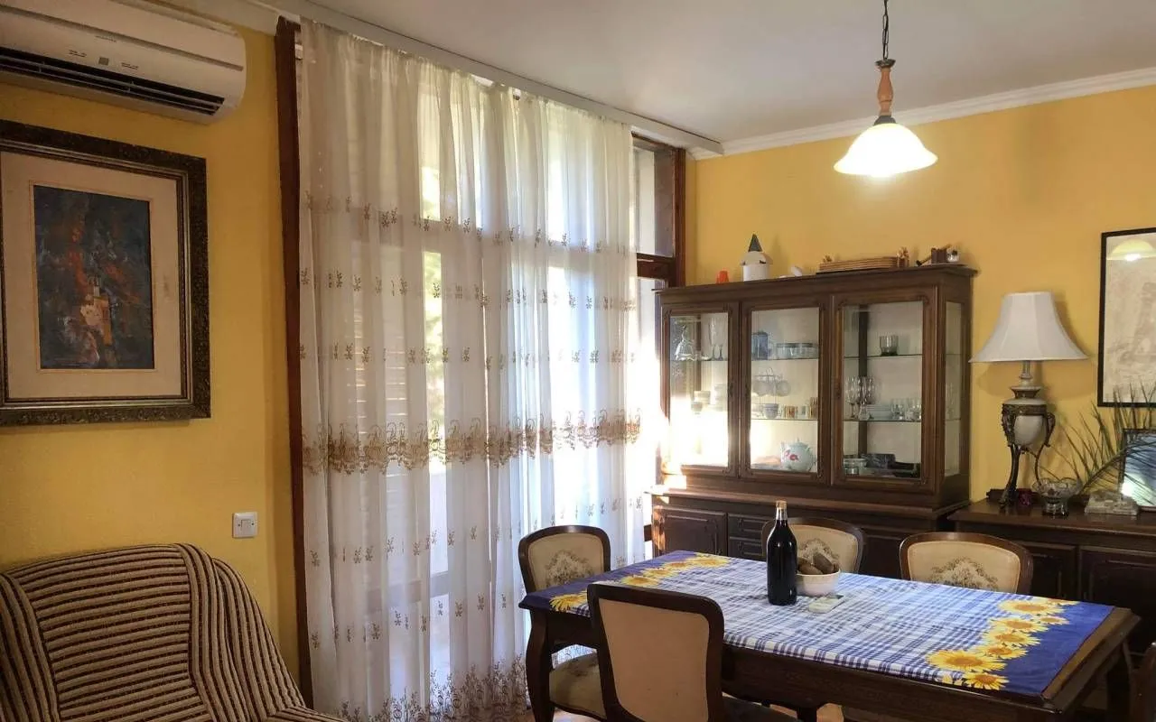 Sale, house, 300m², Šušanj, Bar