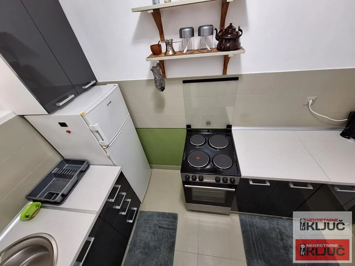 Izdavanje, dvosoban stan, 58m², Kej, Novi Sad Sve Podlokacije