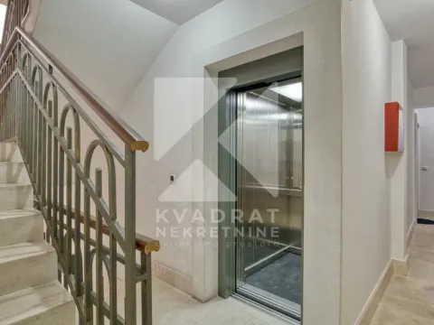 Rent, two bedroom apartment, 90m², Centar, Podgorica - image 29